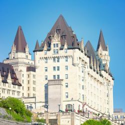 budget accommodation near castle